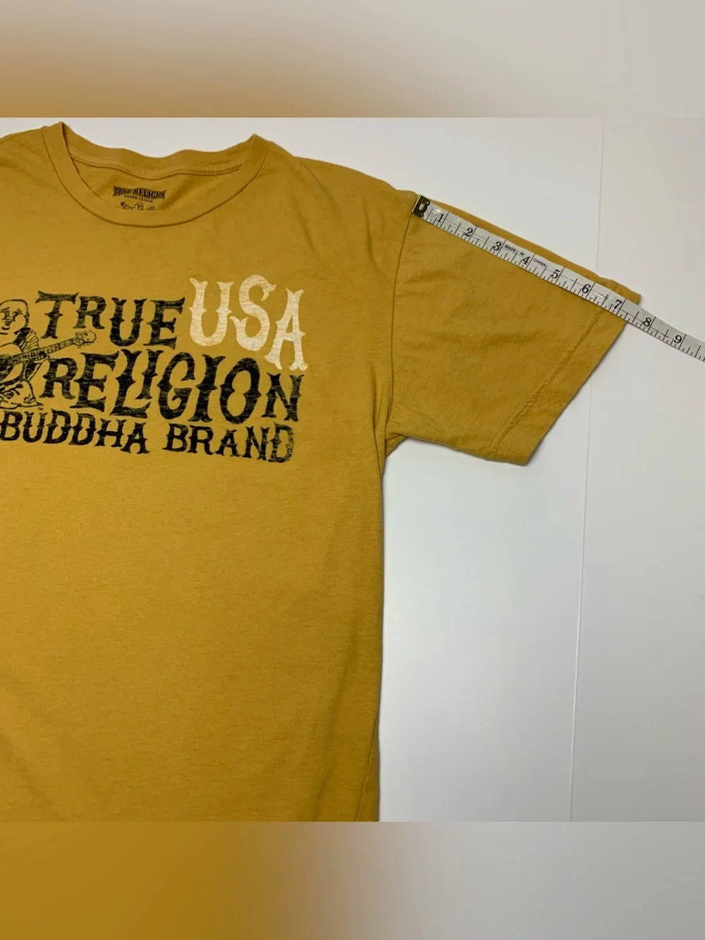 True Religion T-Shirt Buddha Brand Yellow Cotton Graphic Tee Mens Size Medium - Picture 7 of 8